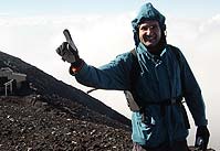 Matthias Kirschnereit auf dem Gipfel des Mount Fuji
